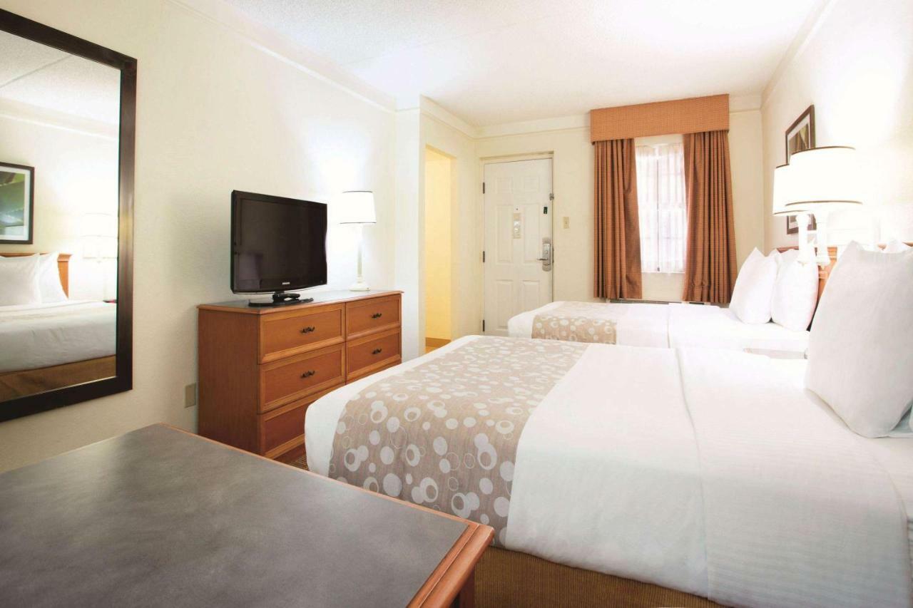La Quinta Inn By Wyndham Baton Rouge University Area Exterior foto