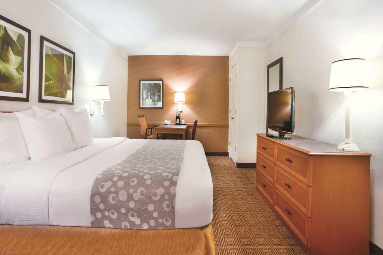 La Quinta Inn By Wyndham Baton Rouge University Area Exterior foto